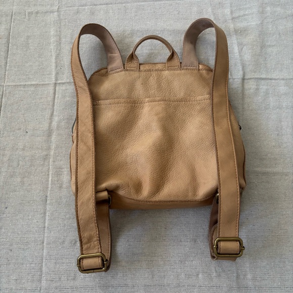 blue backpack brown leather The Urban Voyager Convertible Tote for Women | Cowhide & Denim Color:Antifreeze Ugly Stik Elite Spinning 5-off this elegant womens backpack